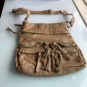 Tano leather purse